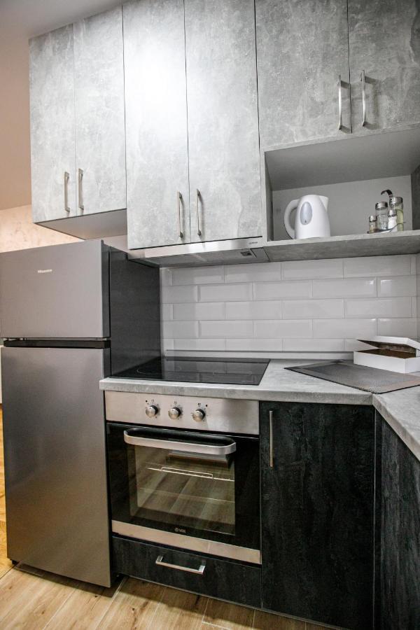 Tik Tak Apartman Subotica Buitenkant foto