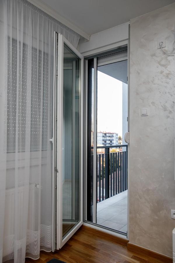 Tik Tak Apartman Subotica Buitenkant foto